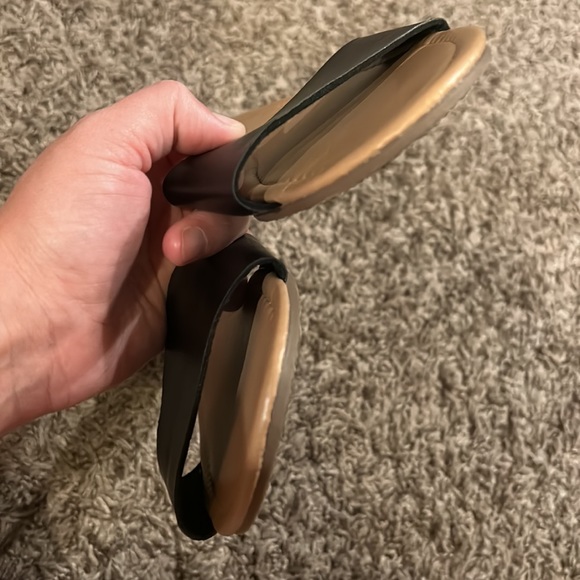 Free w bundle Rue21 sandals - Picture 7 of 7